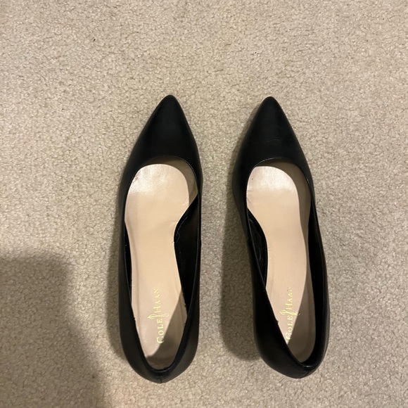 Cole Haan Black pumps - Picture 2 of 4